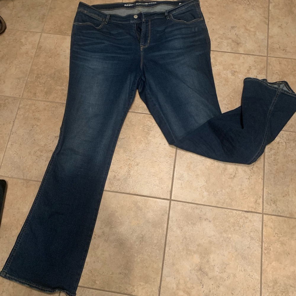 *Worn once* Boot cut Old Navy jeans